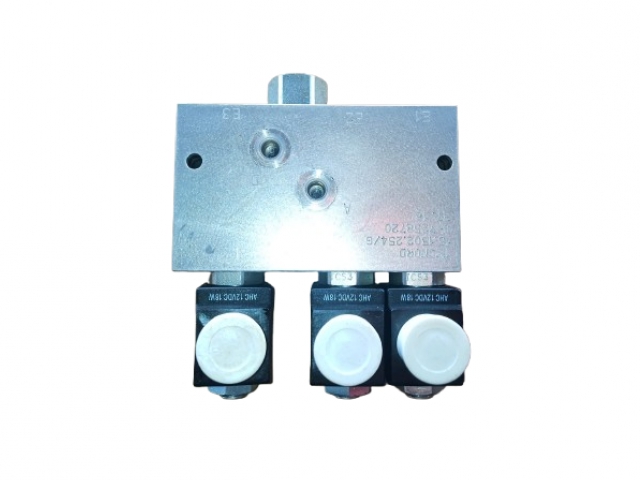 REGULATOR VALVE ASSEMBLY 0-7258720